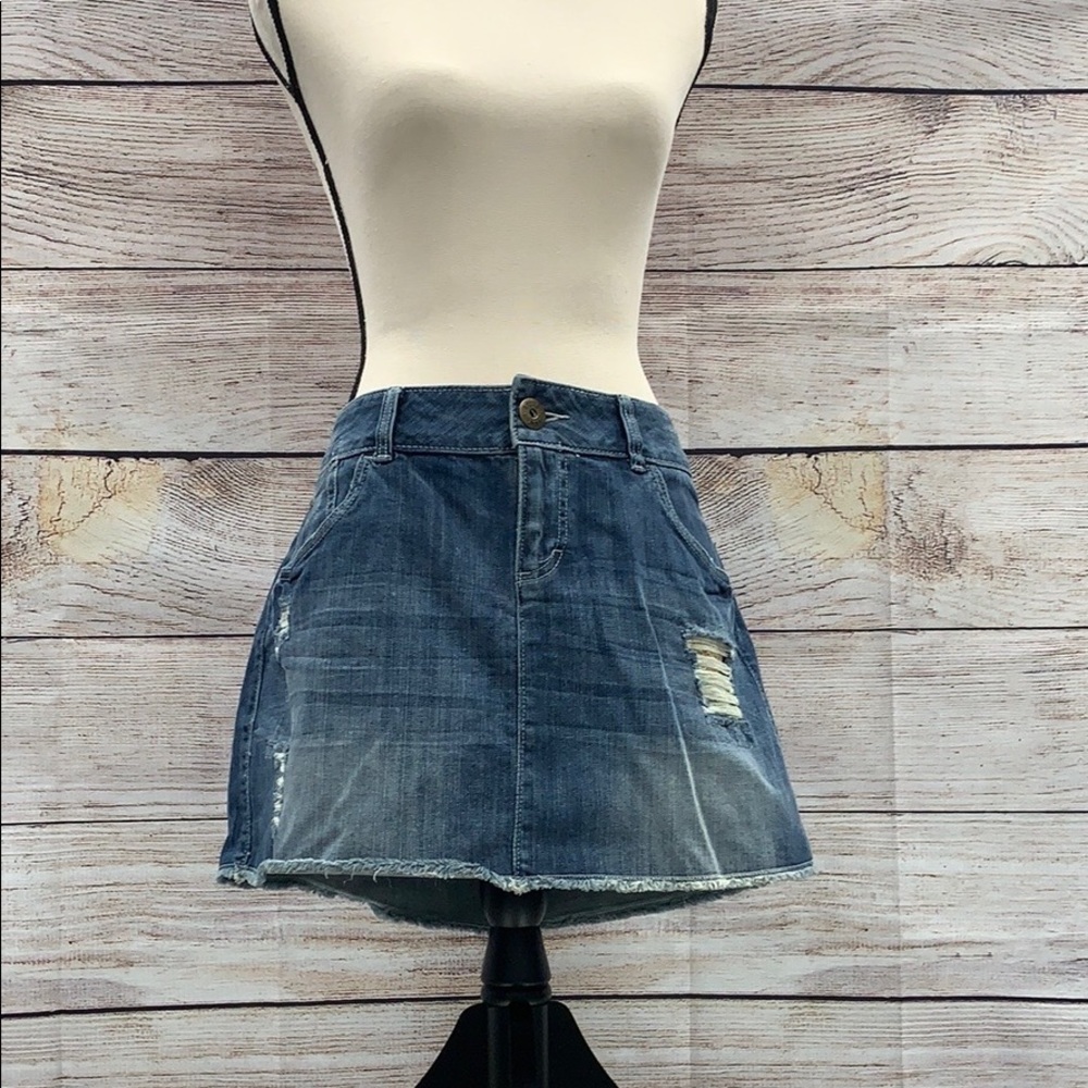 Denim distressed skirt with sequins